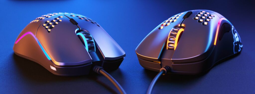 Ambidextrous mouse with neutral grip design, suitable for left-handed or right-handed users in shared workspaces